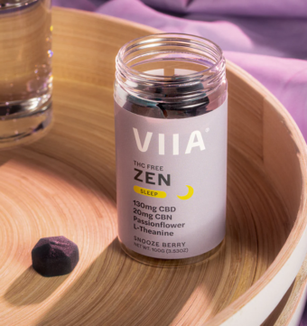 viia zen cbn+cbd gummies snooze berry 3000mg